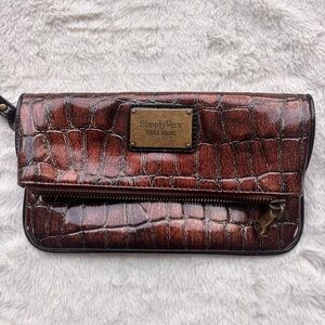 Simply Vera Vera Wang Brown Patent Croc Embossed Wristlet Clutch Bag